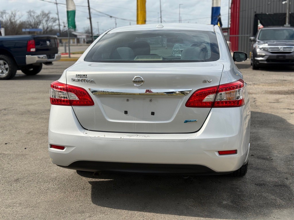 2013 Nissan Sentra Image 7