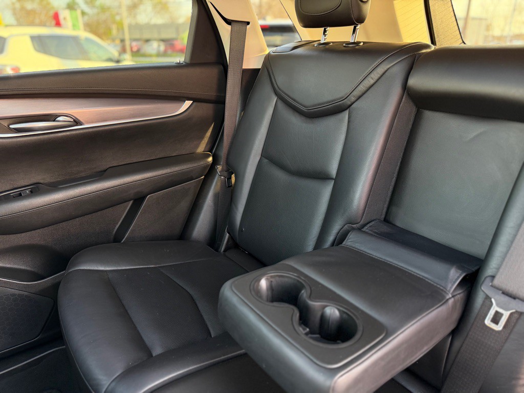 2017 Cadillac XT5 Image 32