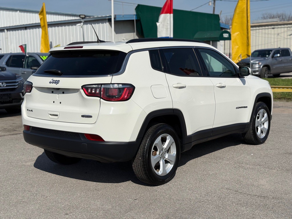 2018 Jeep Compass Image 9