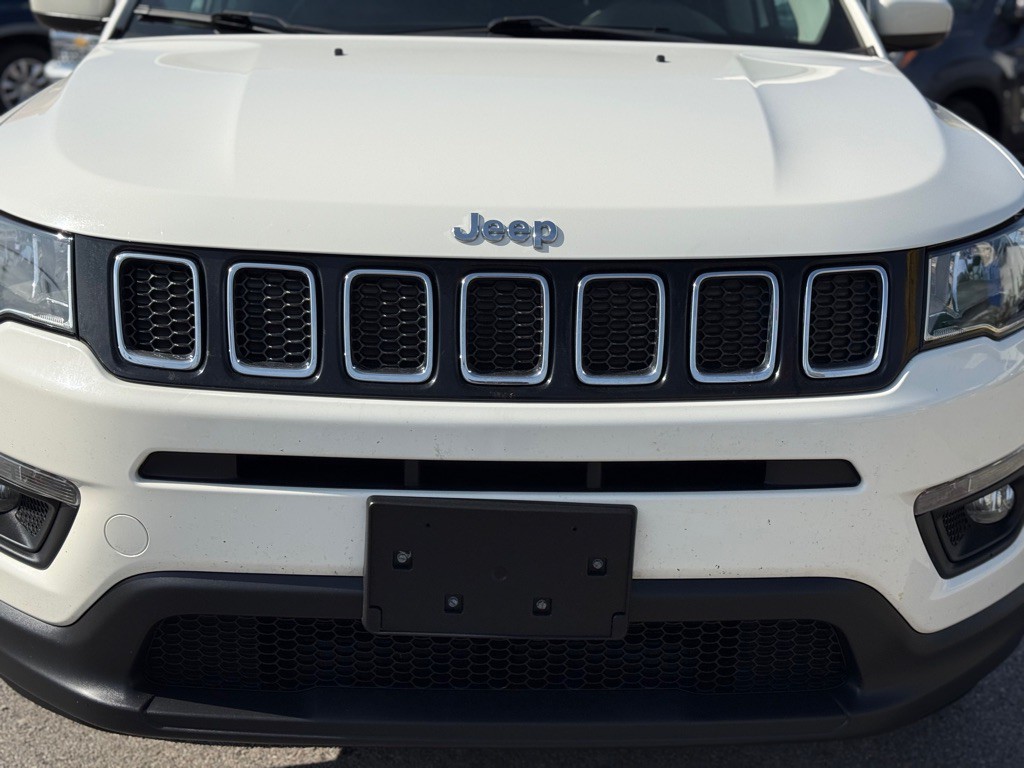 2018 Jeep Compass Image 15