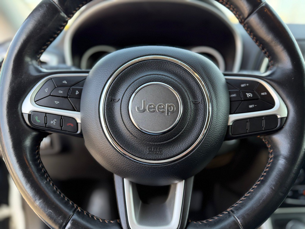 2018 Jeep Compass Image 18