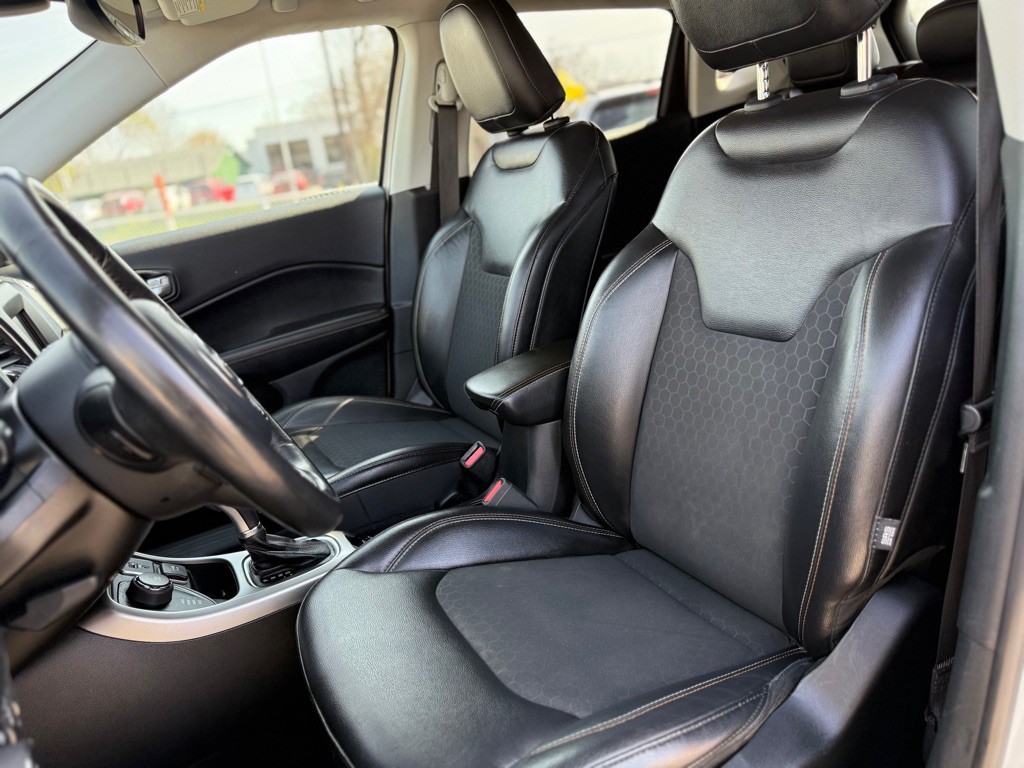 2018 Jeep Compass Image 25