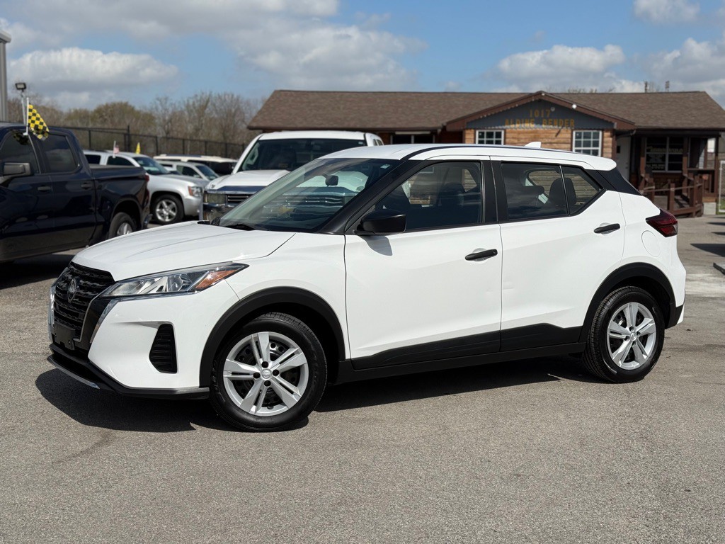 2024 Nissan Kicks Image 2