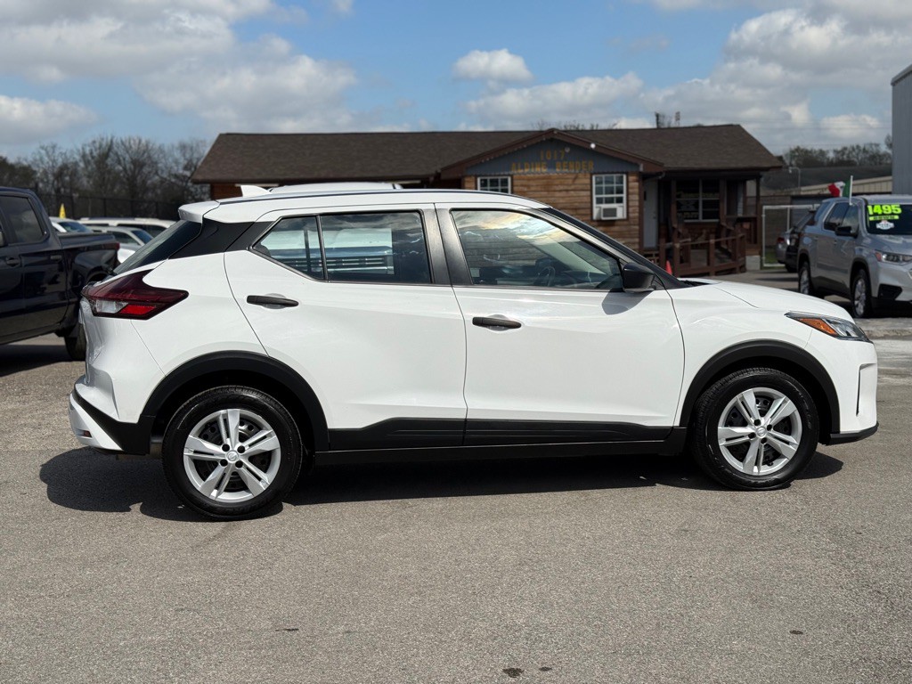 2024 Nissan Kicks Image 8