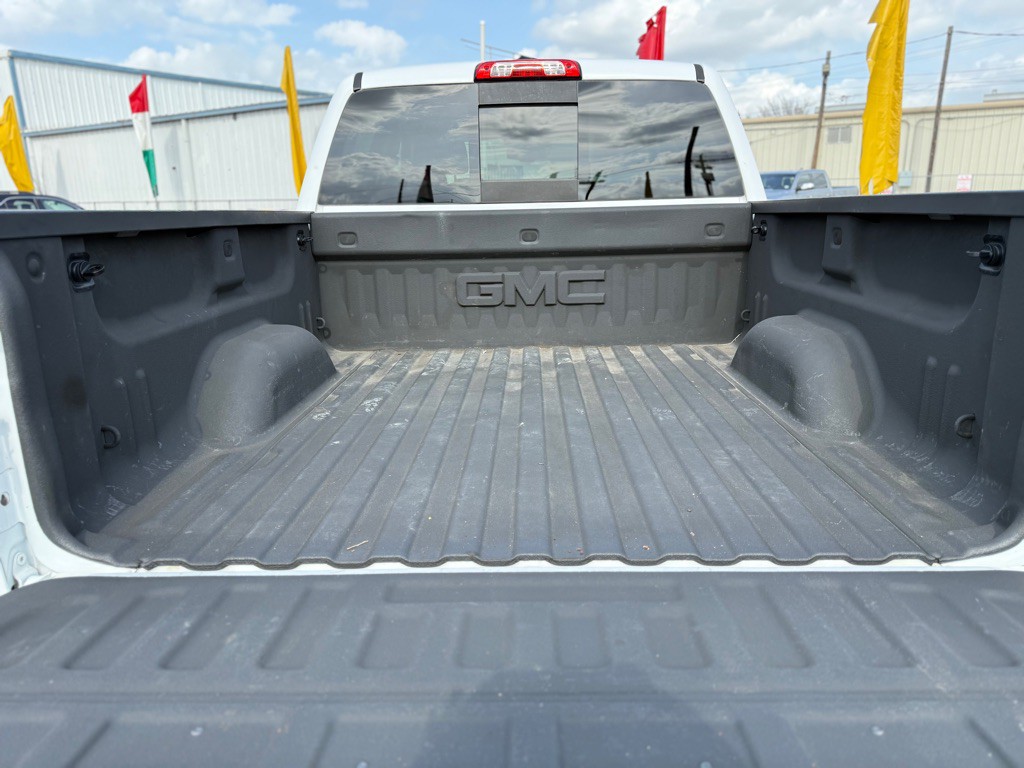 2016 GMC Sierra Image 14
