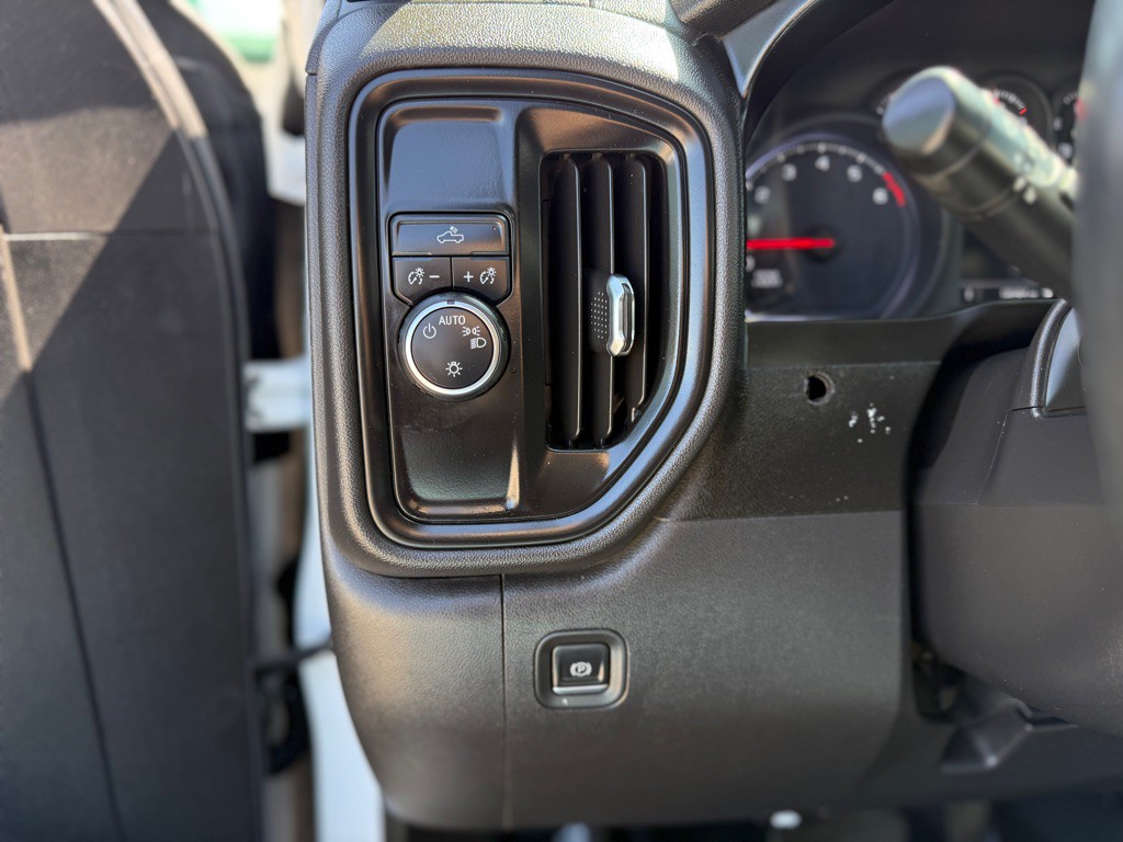 2021 Chevrolet Silverado 1500 Image 19