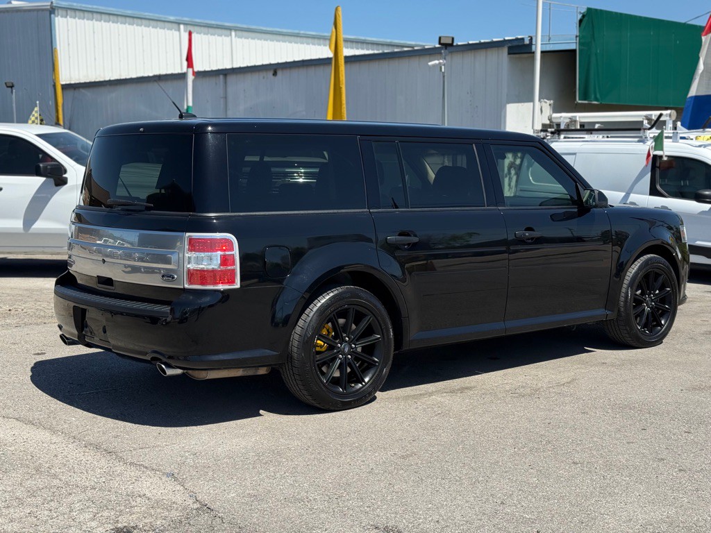 2017 Ford Flex Image 7