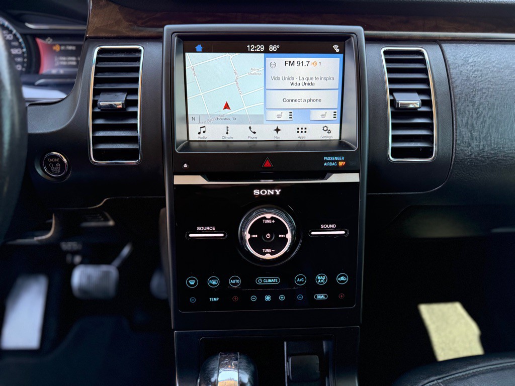2017 Ford Flex Image 16