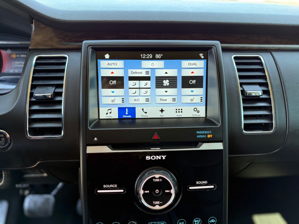 2017 Ford Flex Image 17