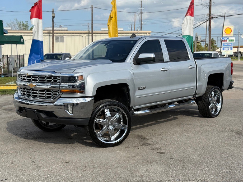 2018 Chevrolet Silverado 1500 Image 1