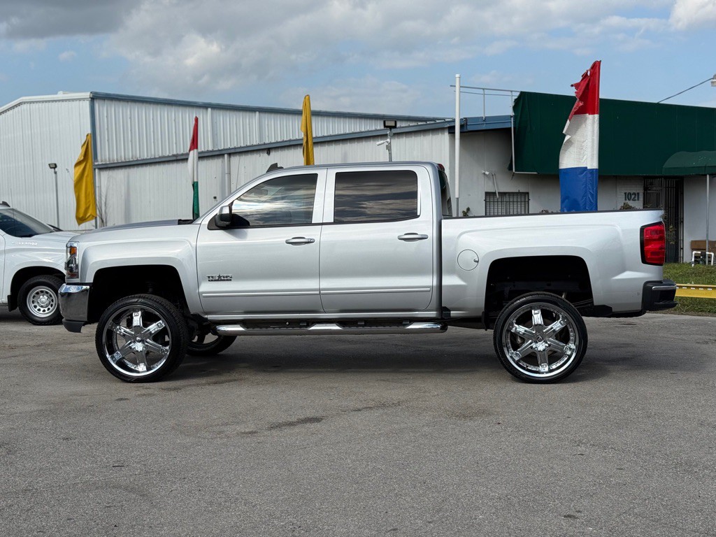 2018 Chevrolet Silverado 1500 Image 3