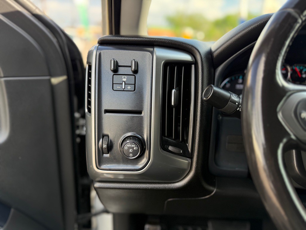 2018 Chevrolet Silverado 1500 Image 22