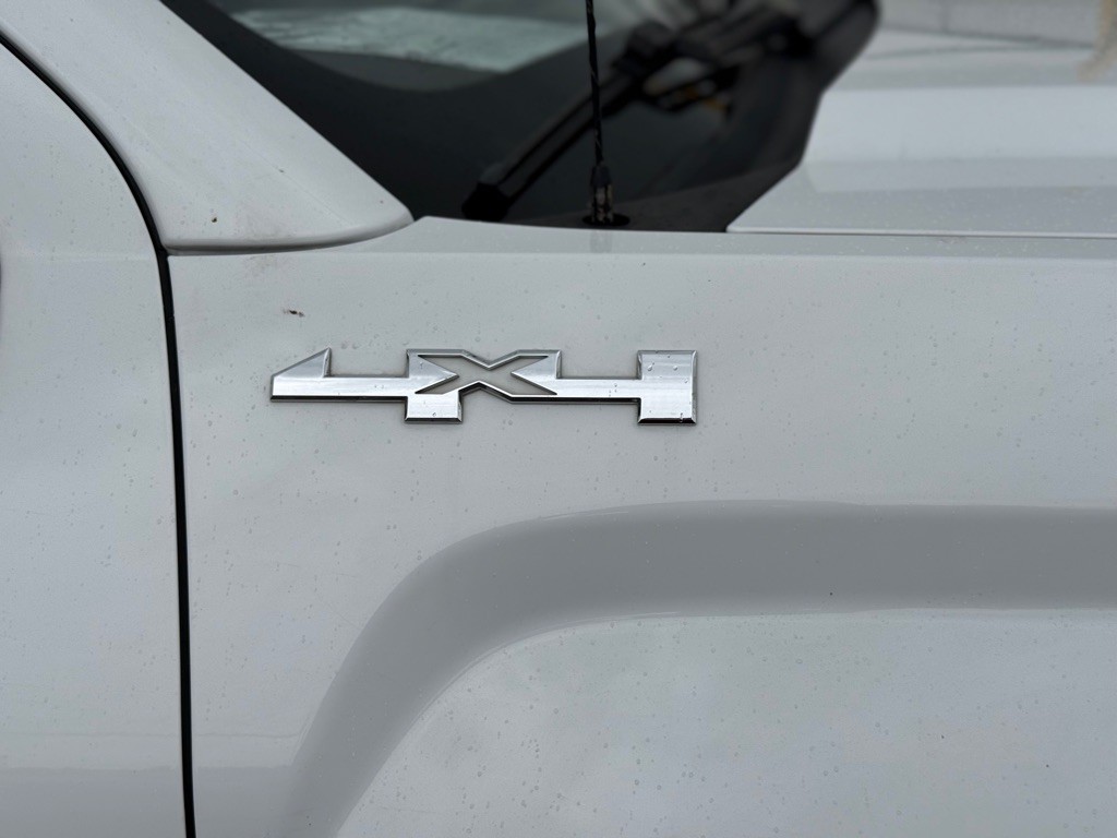 2018 GMC Sierra Image 14