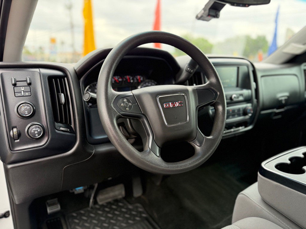 2018 GMC Sierra Image 17