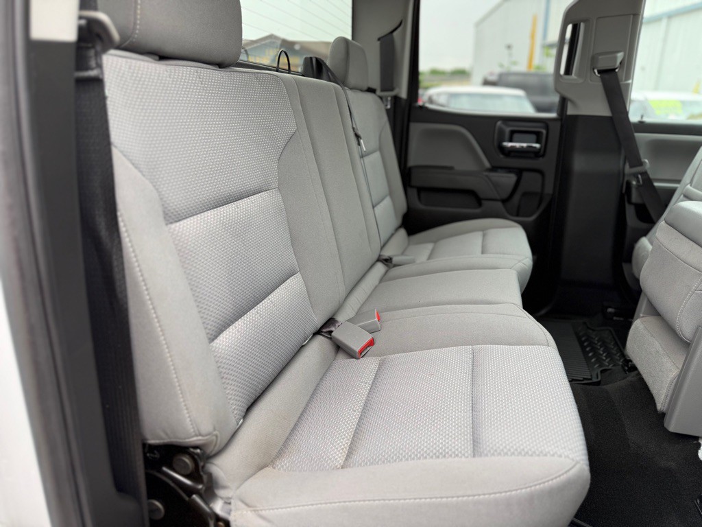 2018 GMC Sierra Image 32