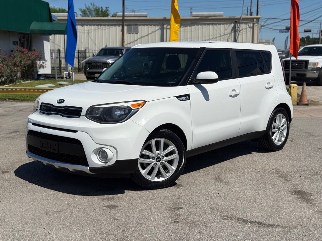 2018 Kia Soul Image 1