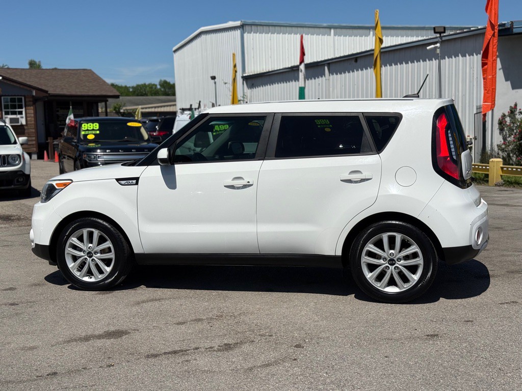 2018 Kia Soul Image 3