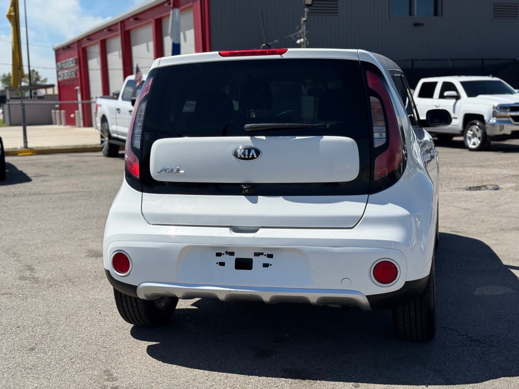 2018 Kia Soul Image 6