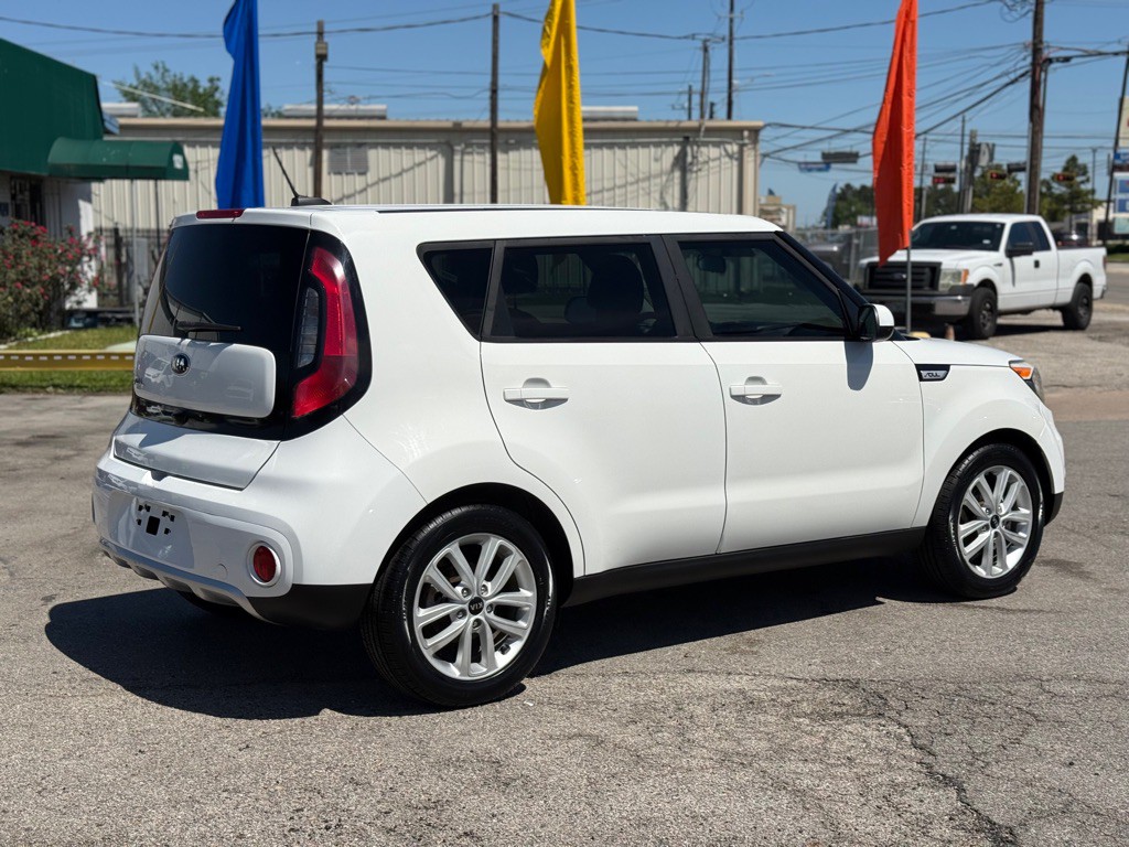 2018 Kia Soul Image 7
