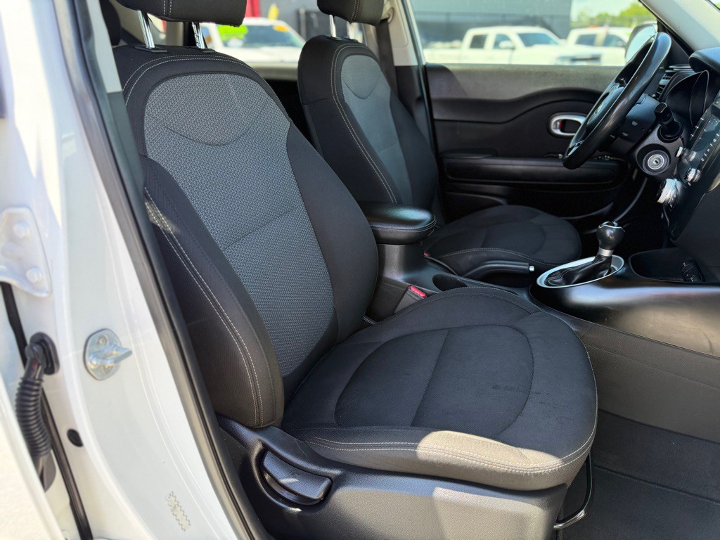 2018 Kia Soul Image 16