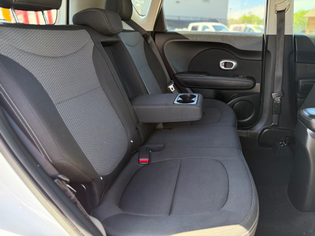 2018 Kia Soul Image 21