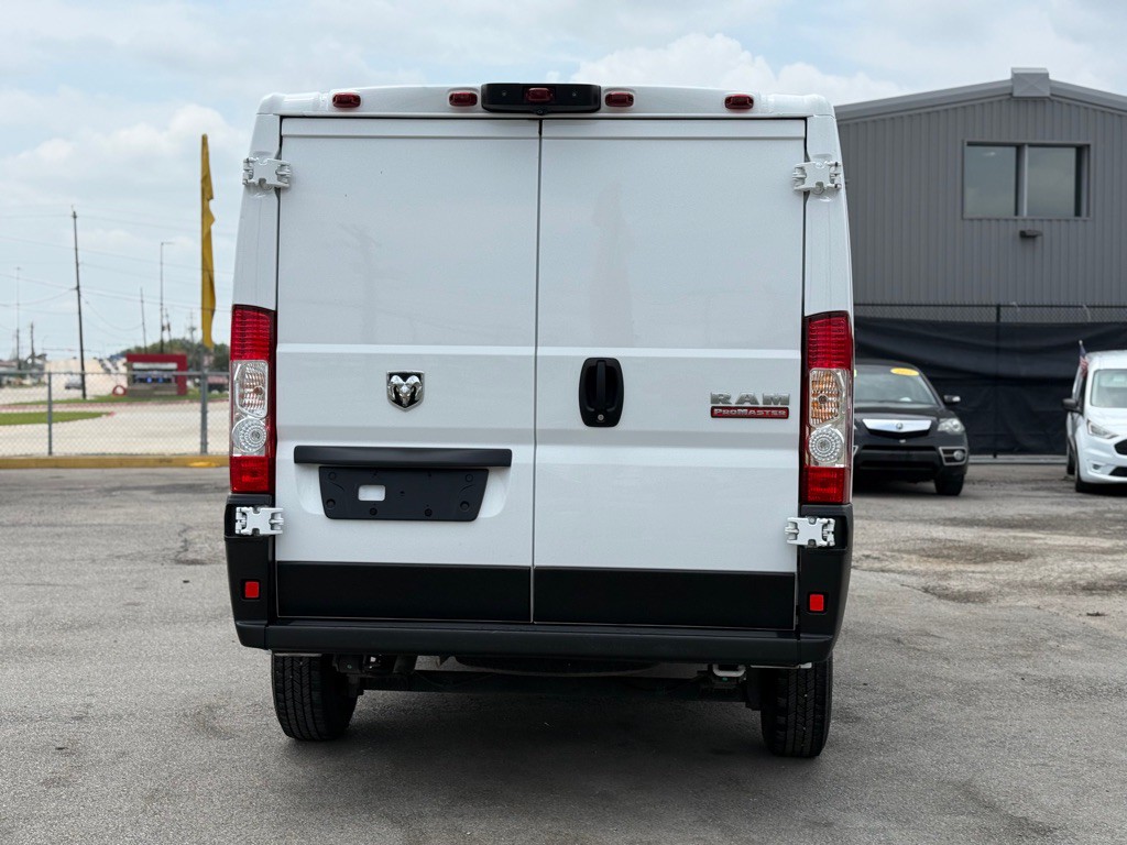 2021 RAM Promaster Image 6