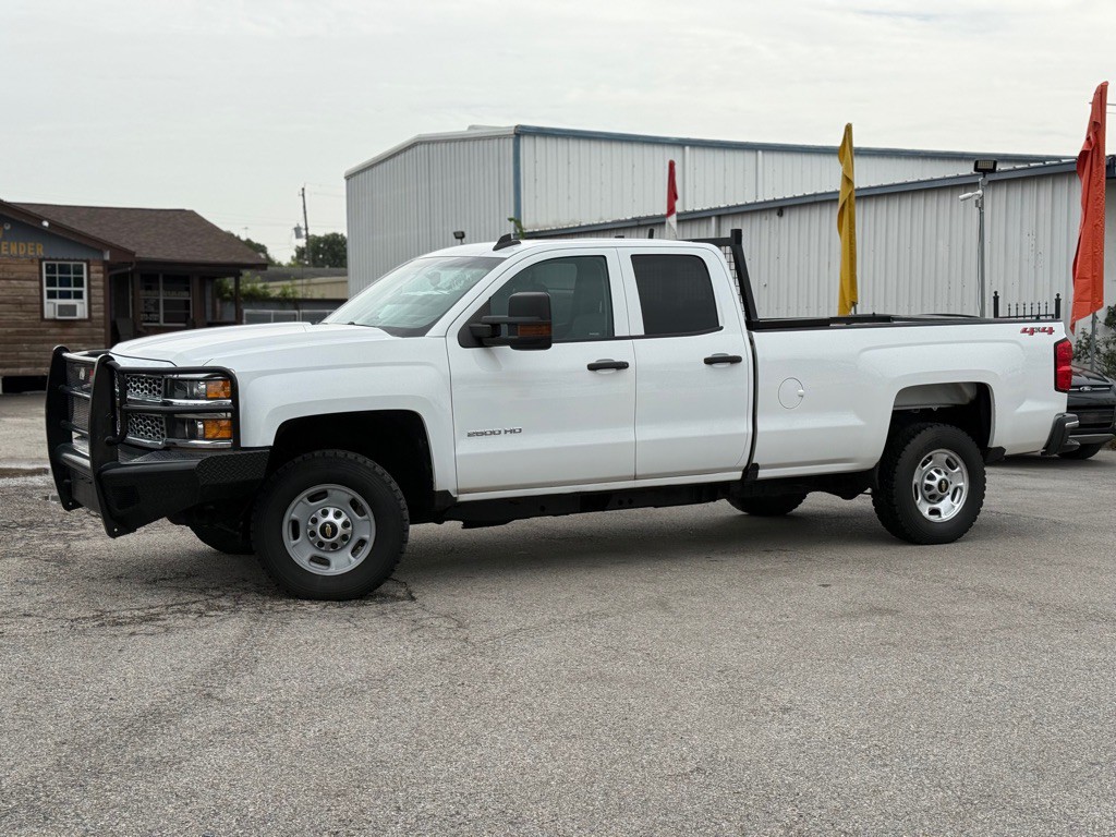2019 Chevrolet Silverado 1500 Image 2