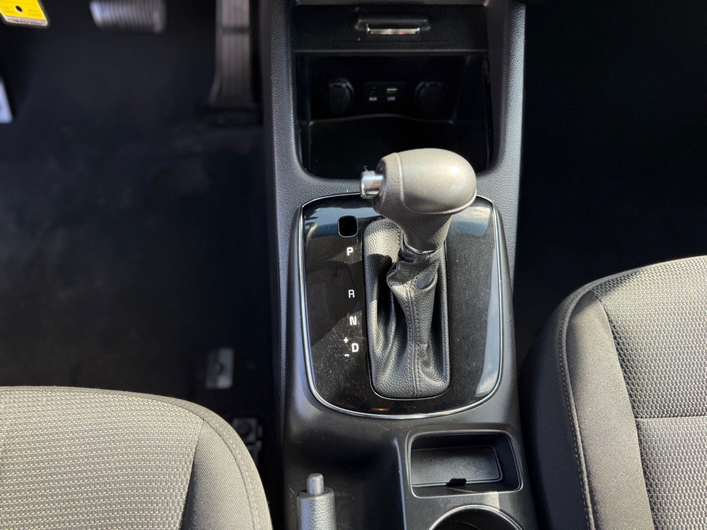 2017 Kia Forte Image 14