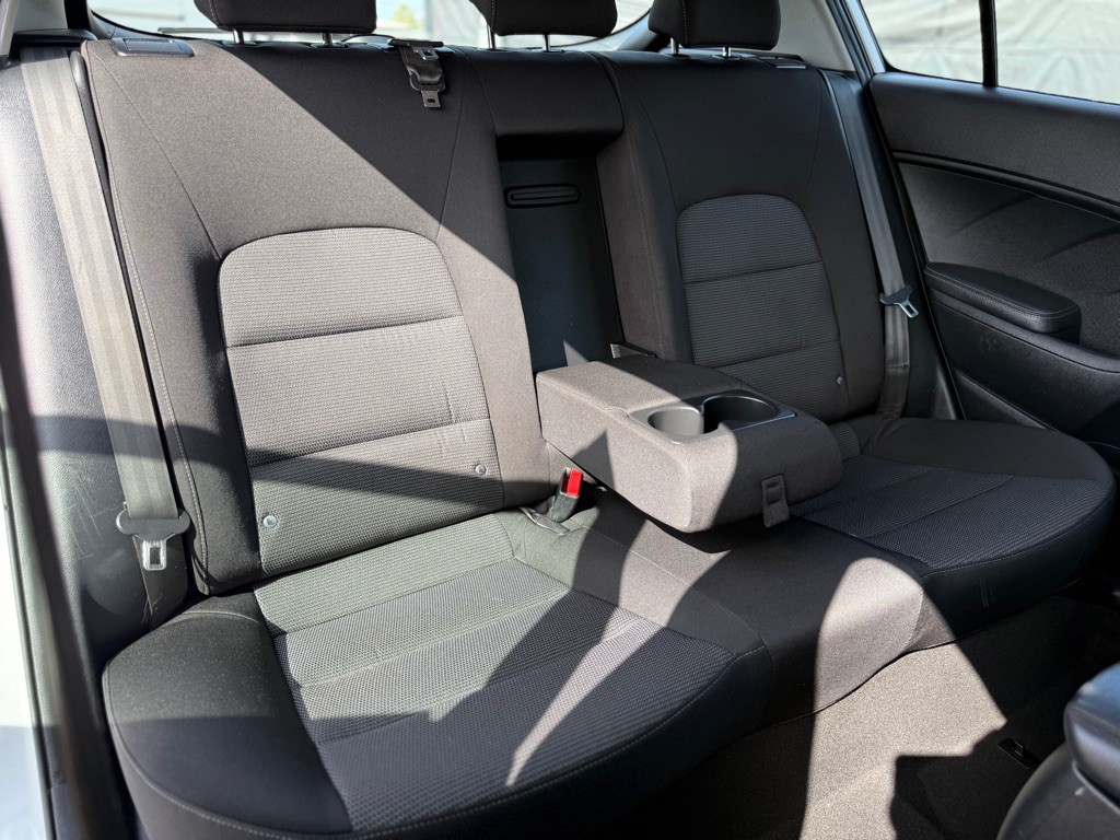 2017 Kia Forte Image 22