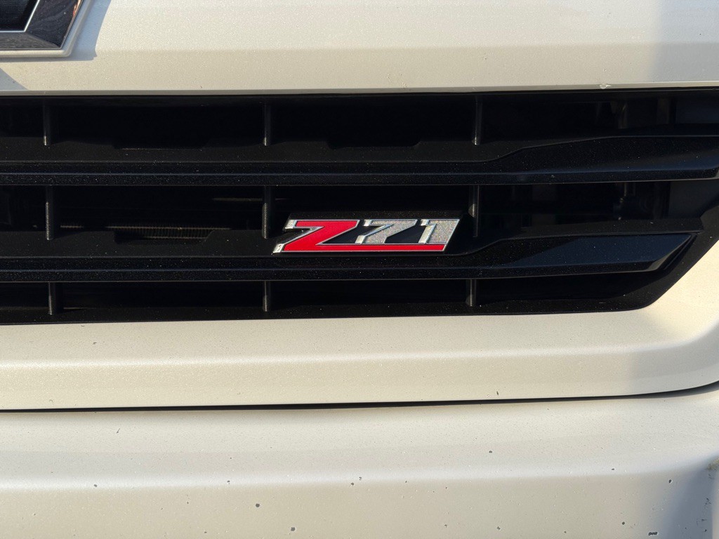 2018 Chevrolet Silverado 1500 Image 16