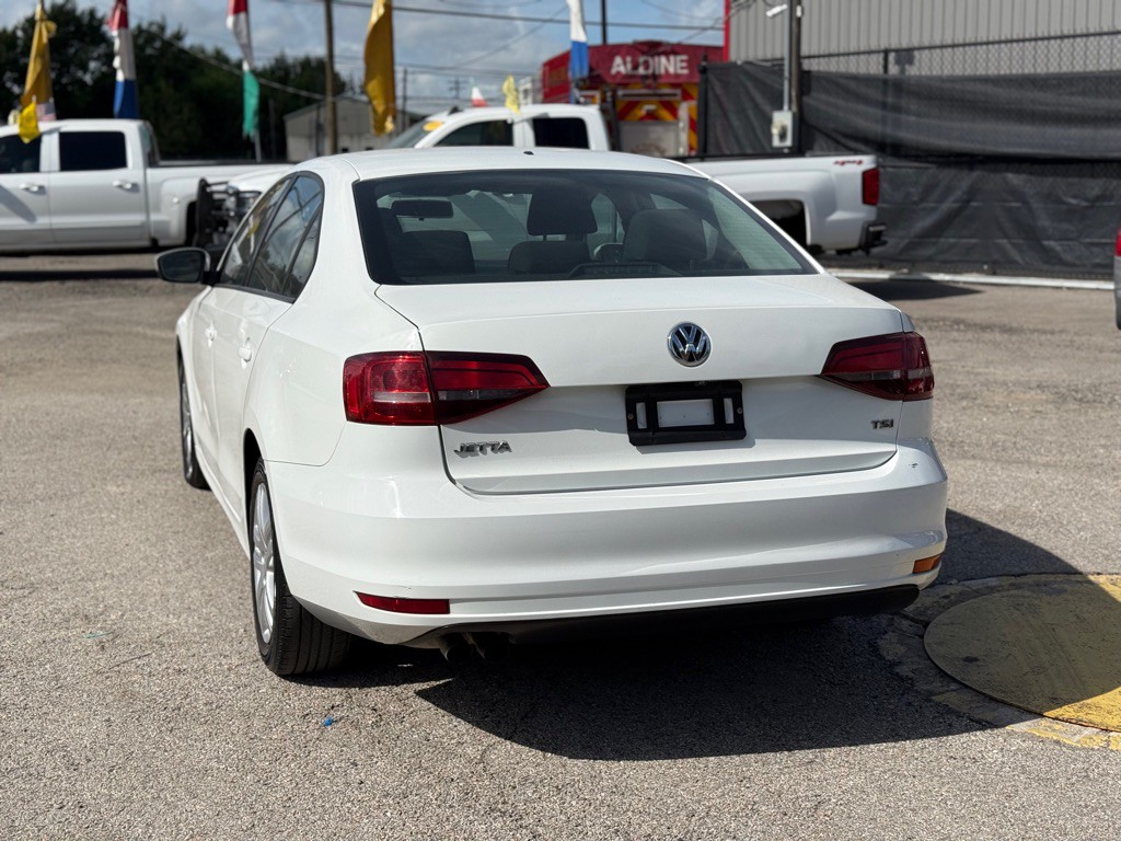 2018 Volkswagen Jetta Image 5
