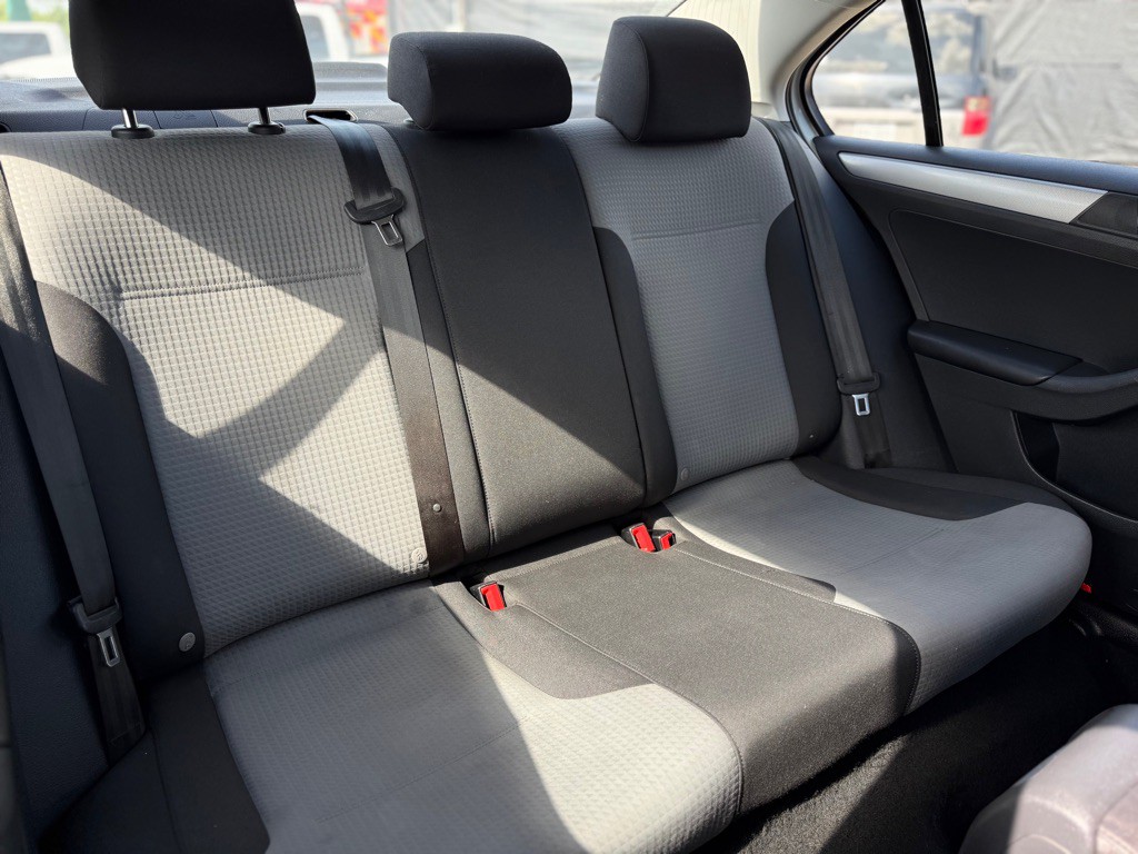 2018 Volkswagen Jetta Image 23