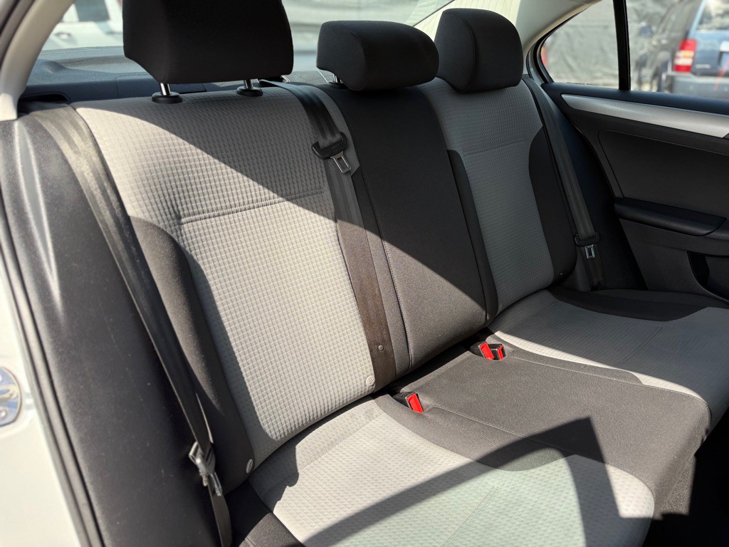 2018 Volkswagen Jetta Image 25