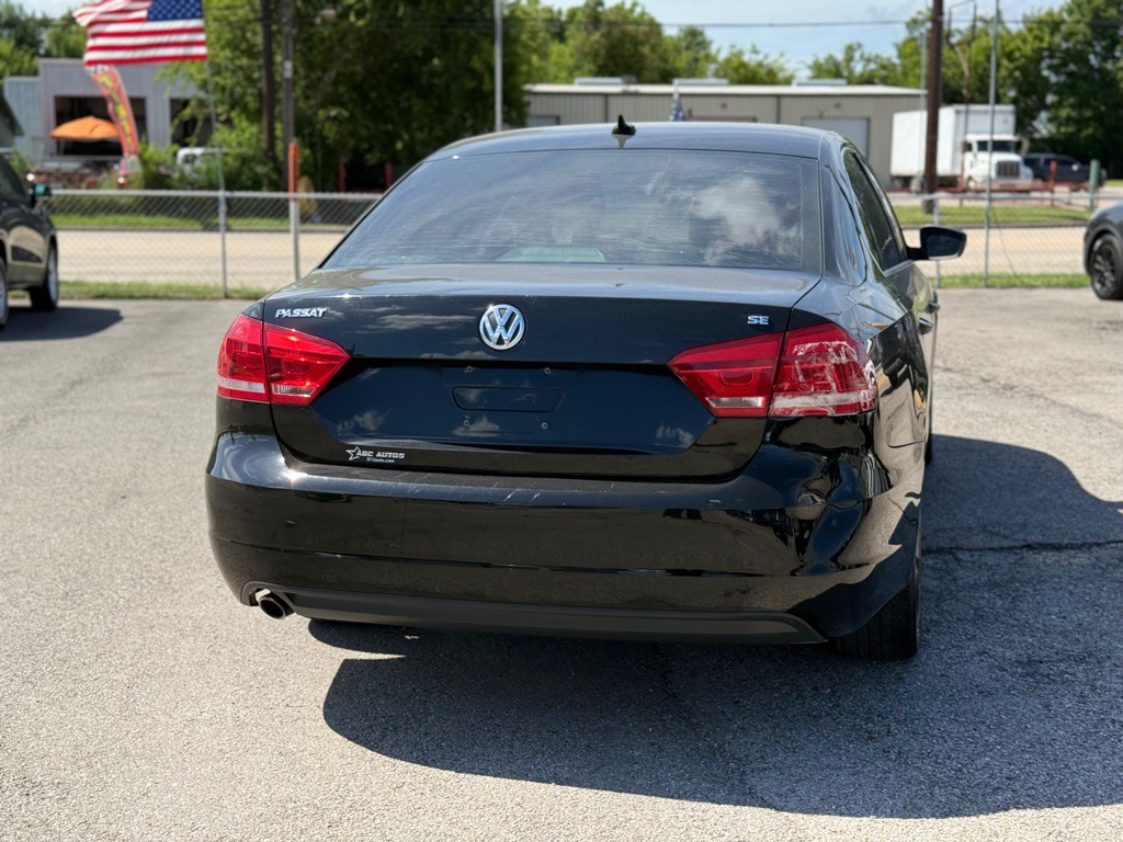 2013 Volkswagen Passat Image 6