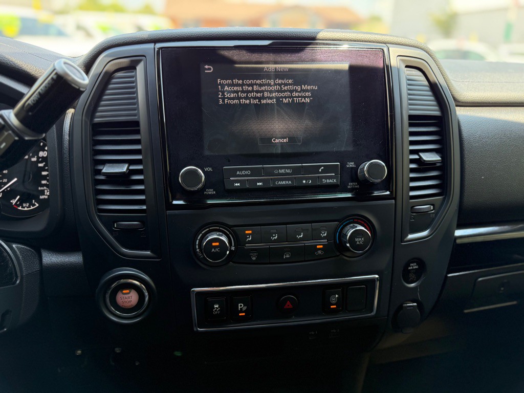 2022 Nissan Titan Image 20