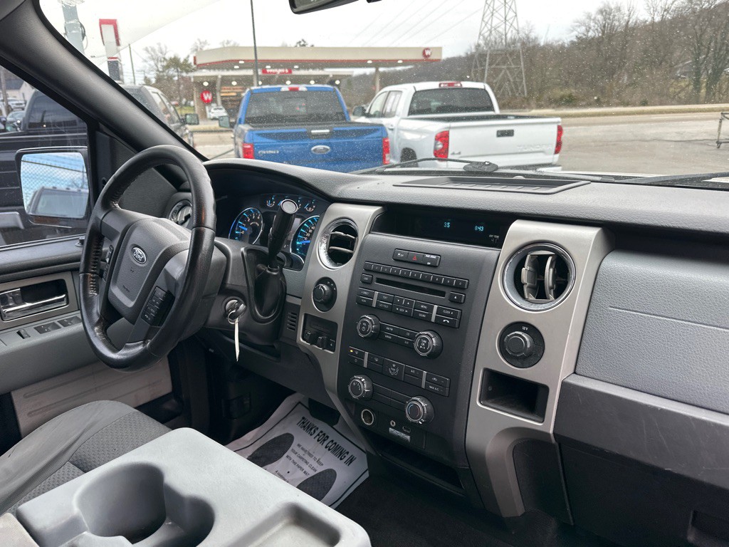 2011 Ford F-150 Image 9