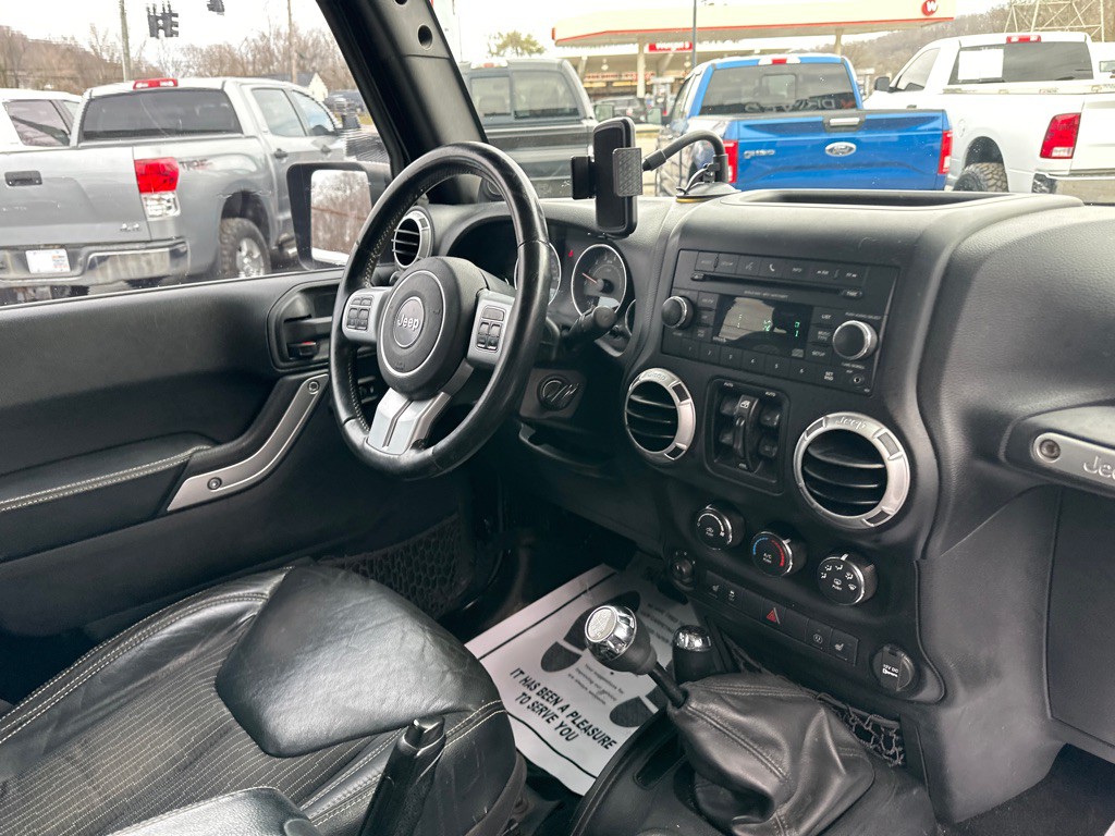 2013 Jeep Wrangler Unlimited Image 8