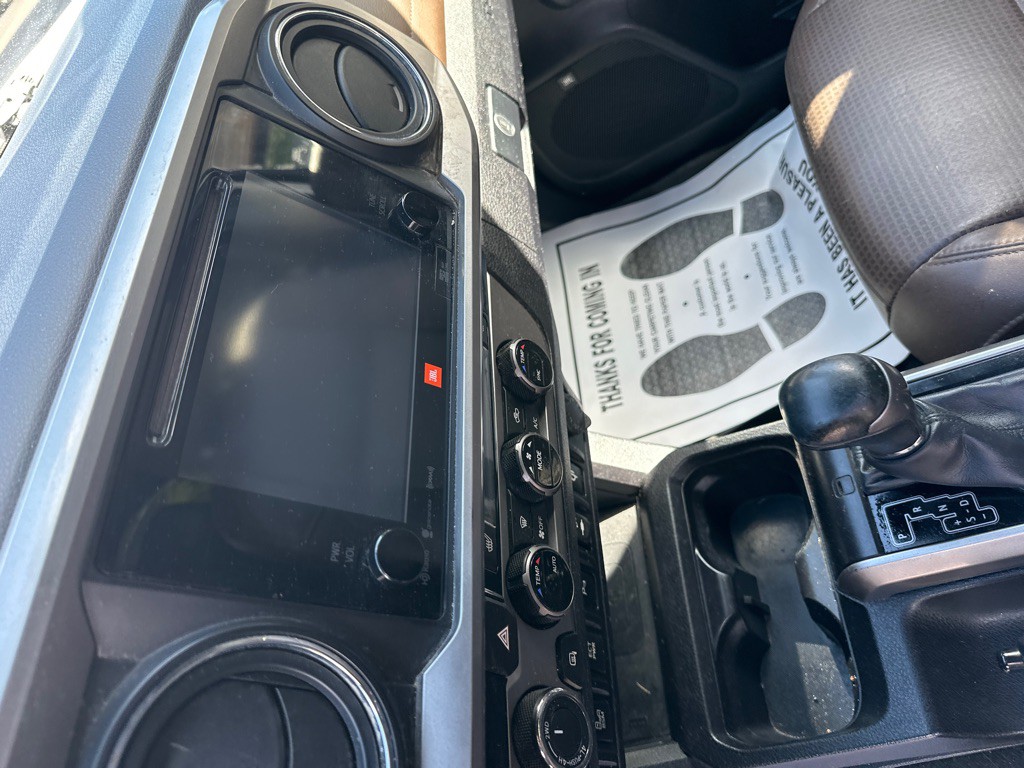 2016 Toyota Tacoma Image 12