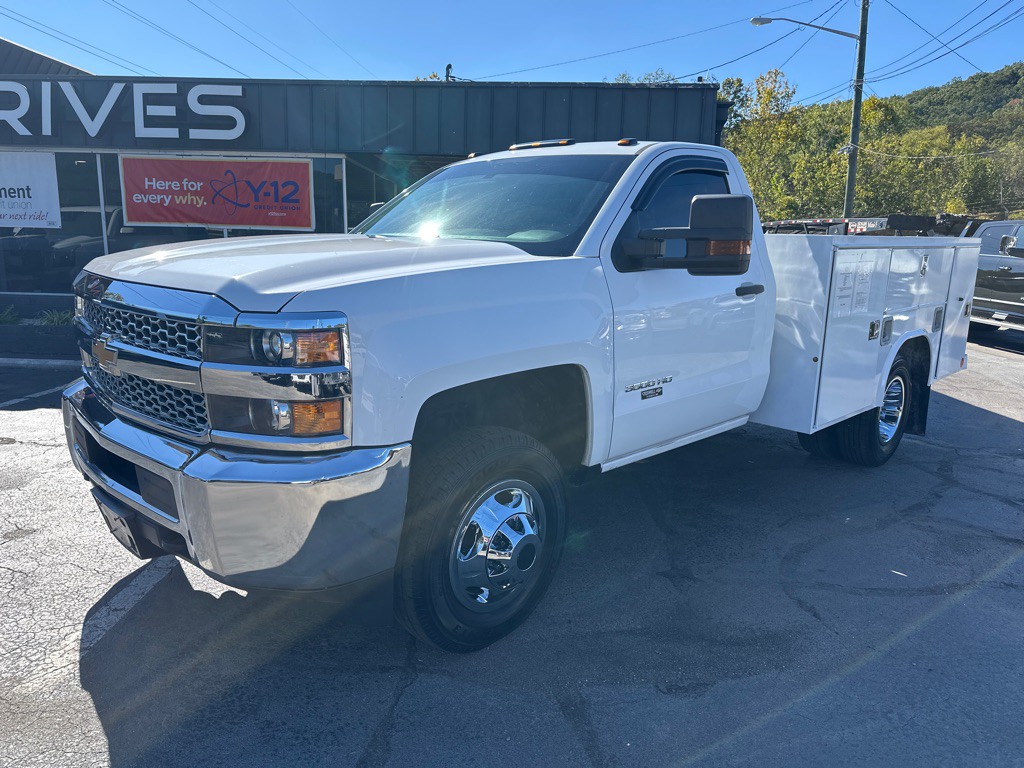 2019 Chevrolet Silverado 1500 Image 1