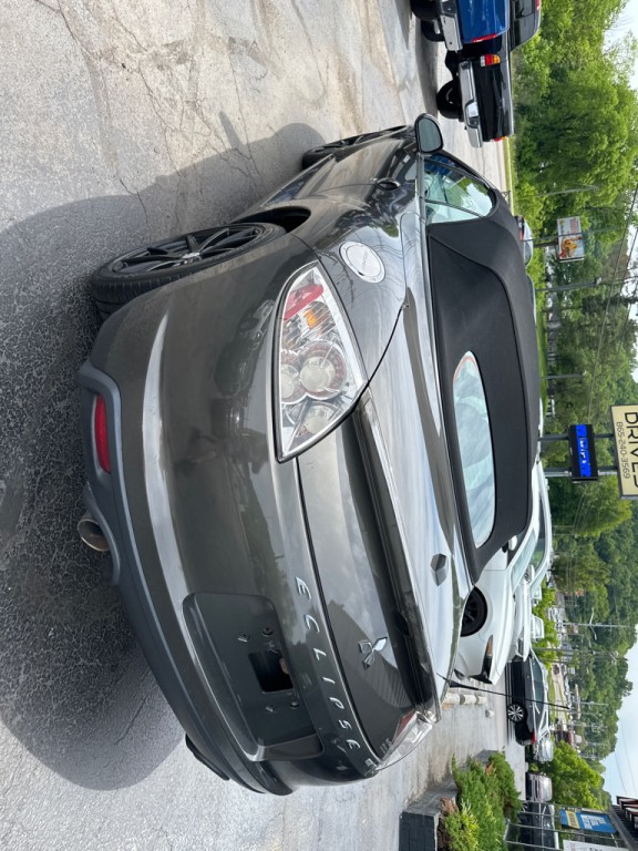 2010 Mitsubishi Eclipse Image 3