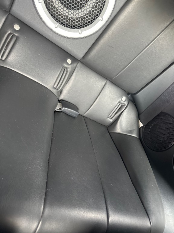 2010 Mitsubishi Eclipse Image 8