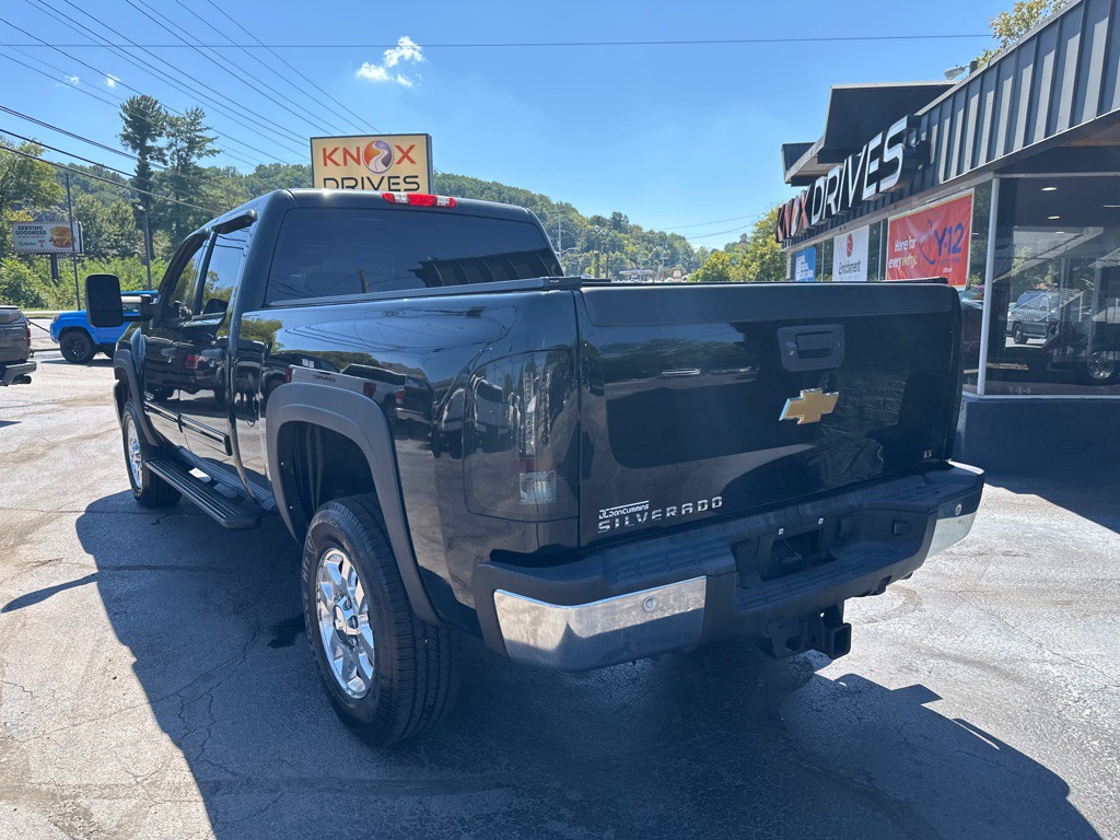 2012 Chevrolet Silverado 1500 Image 2