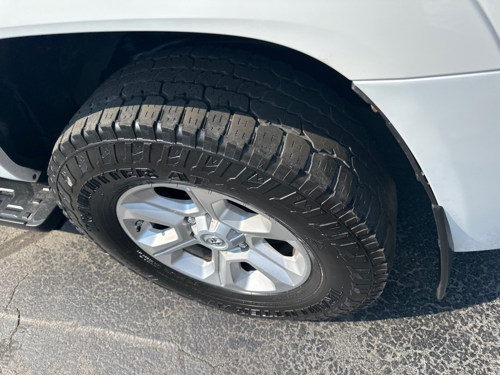 2014 Toyota 4Runner Image 13