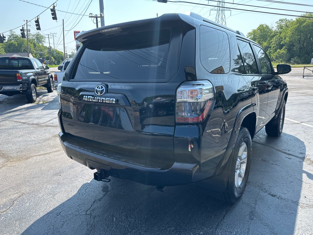 2015 Toyota 4Runner Image 3