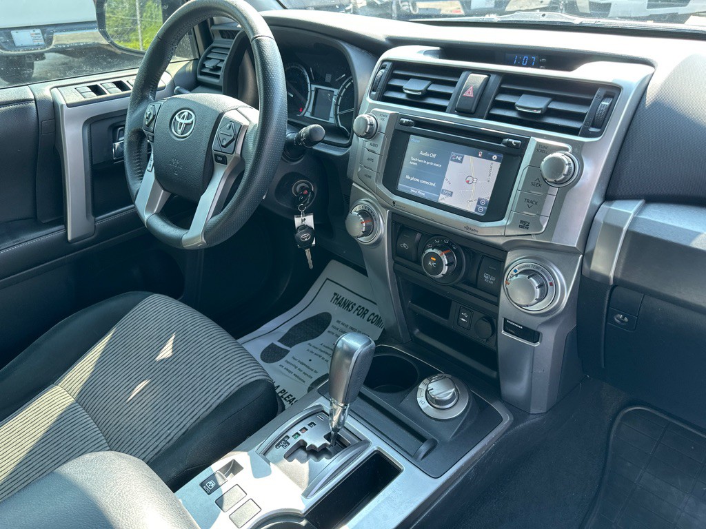 2015 Toyota 4Runner Image 8