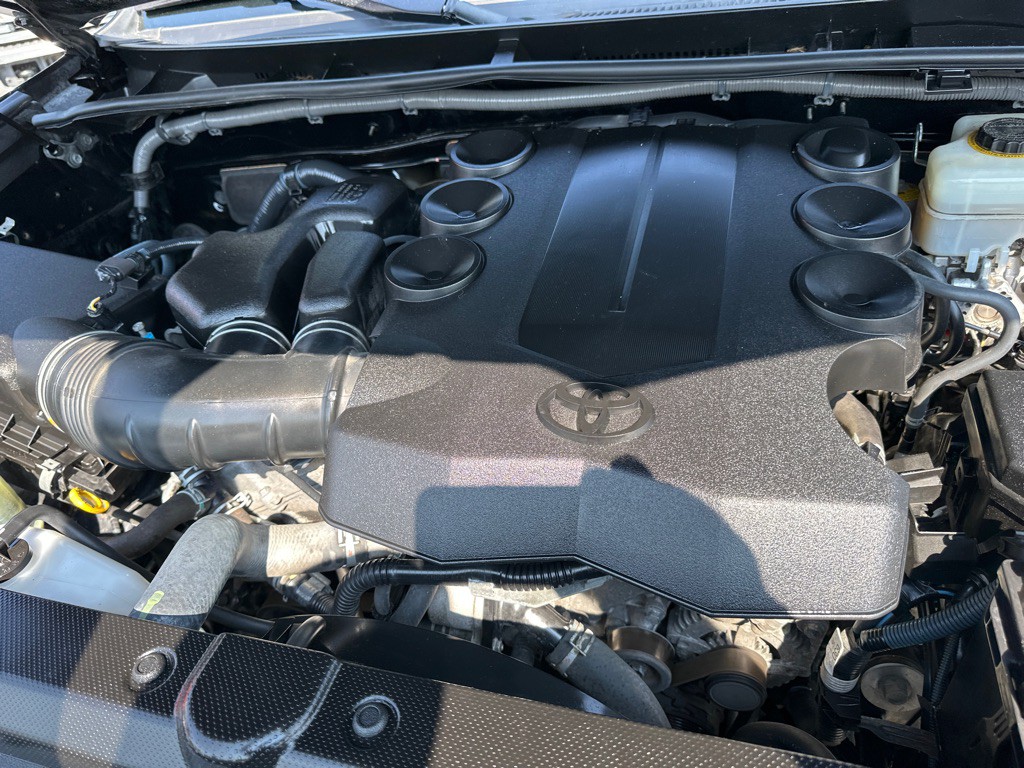 2015 Toyota 4Runner Image 19