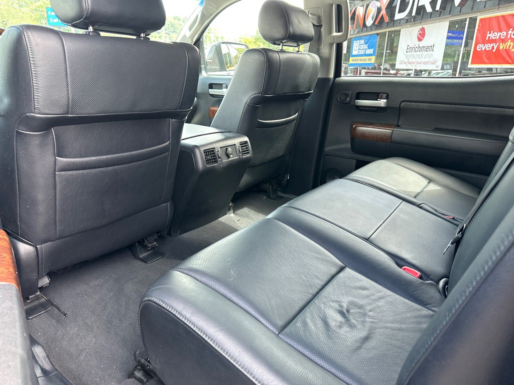 2010 Toyota Tundra Image 14