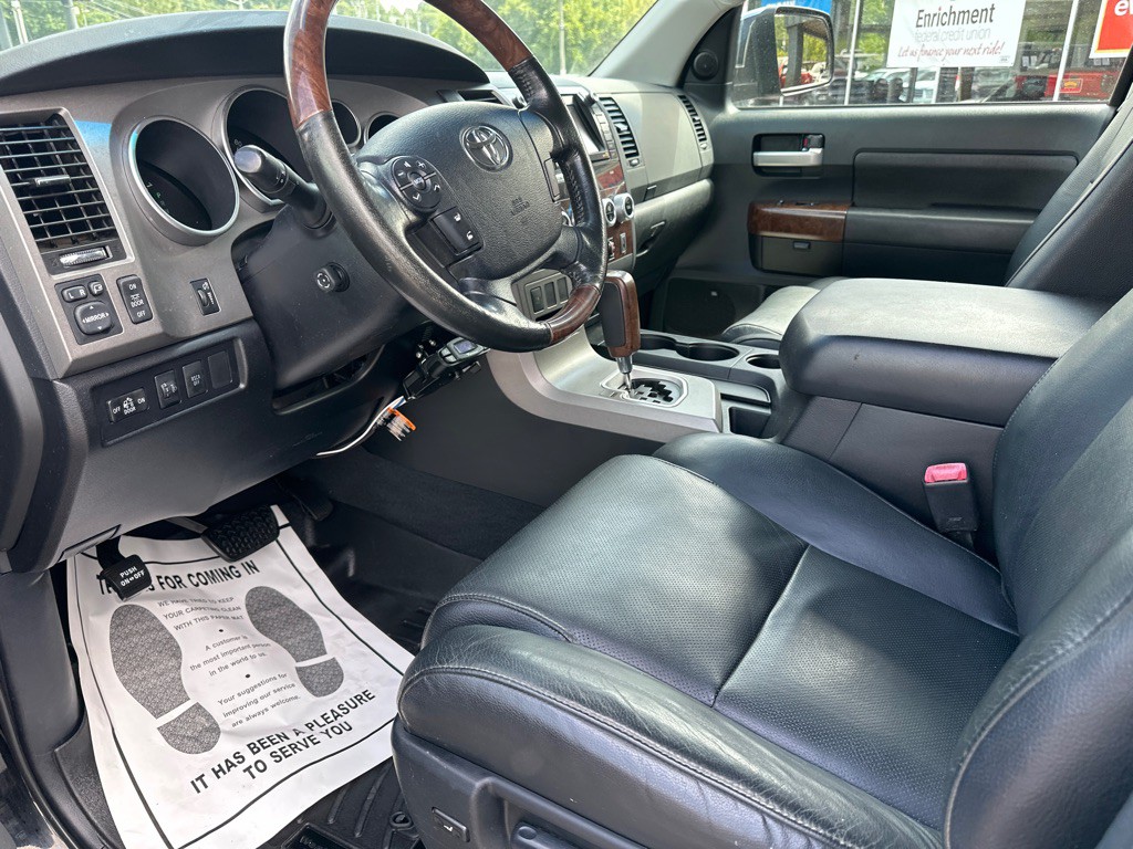 2010 Toyota Tundra Image 15