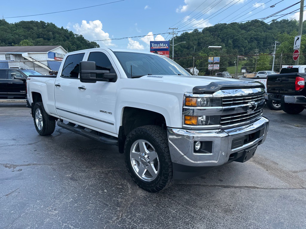 2015 Chevrolet Silverado 1500 Image 4
