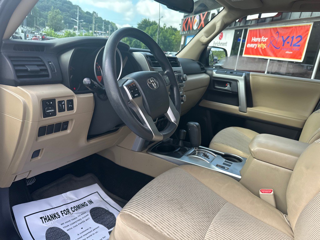 2011 Toyota 4Runner Image 19
